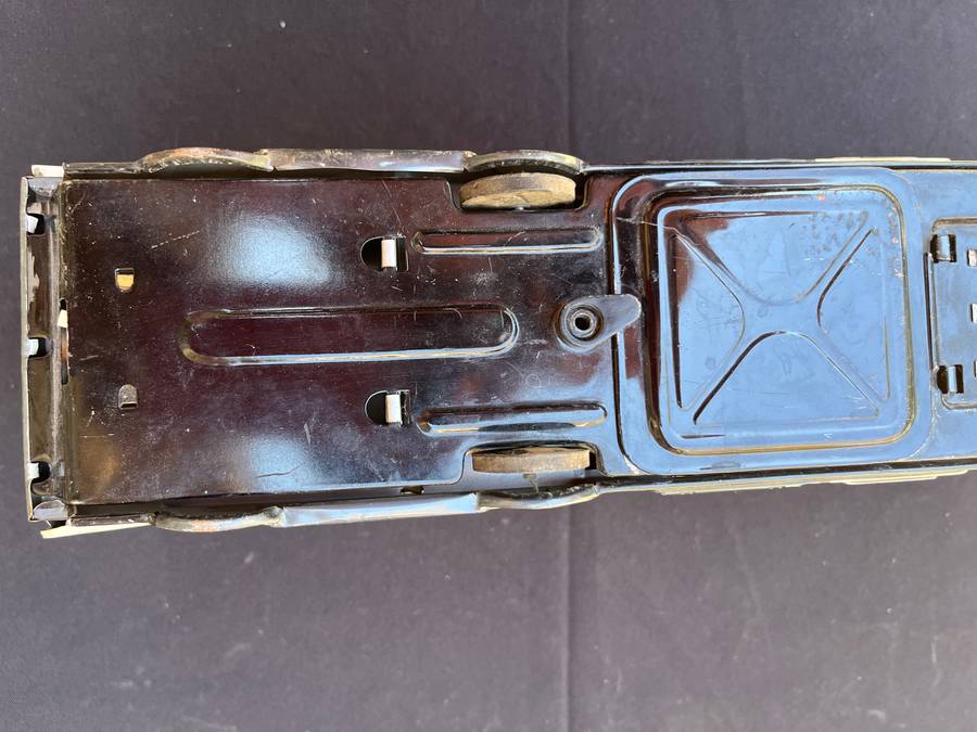 Vintage tin locomotive toy. NOT TESTED.