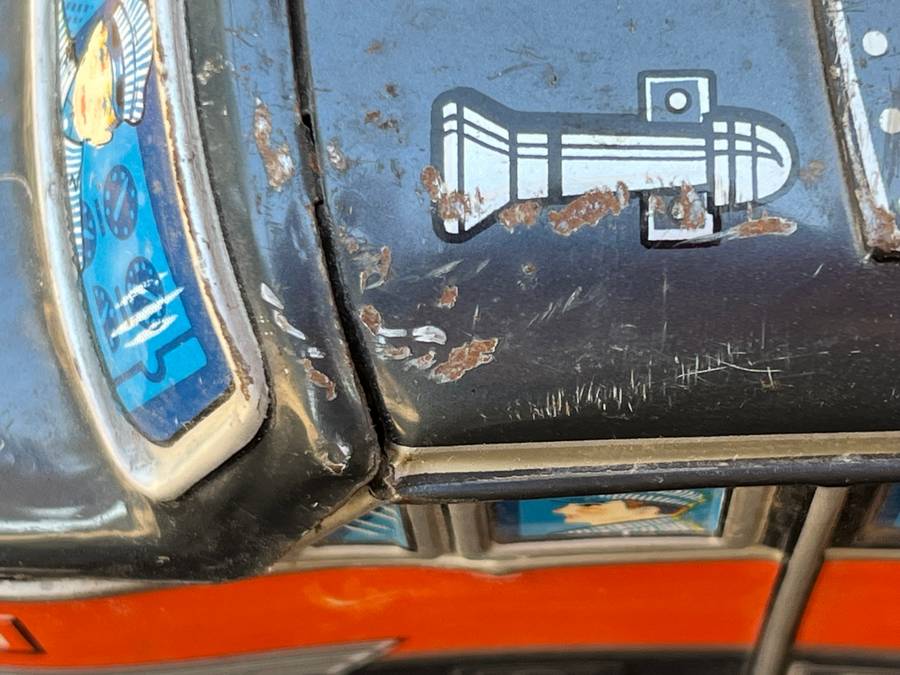 Vintage tin locomotive toy. NOT TESTED.