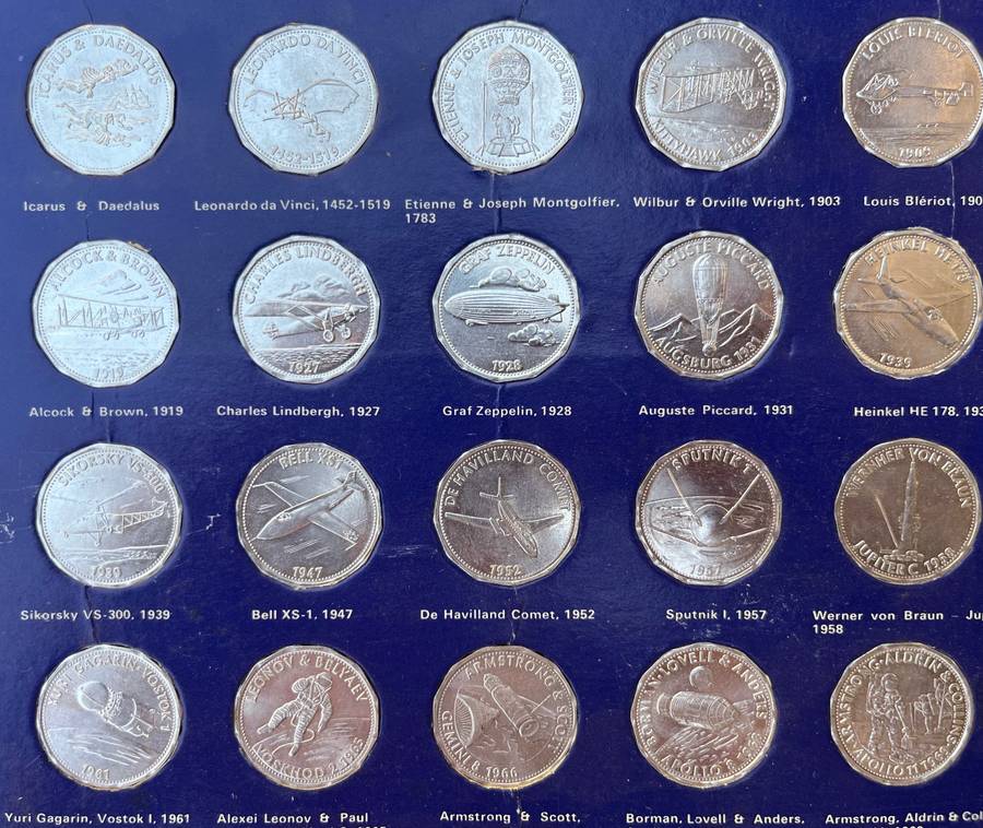 MAN IN FLIGHT. Shell collectable