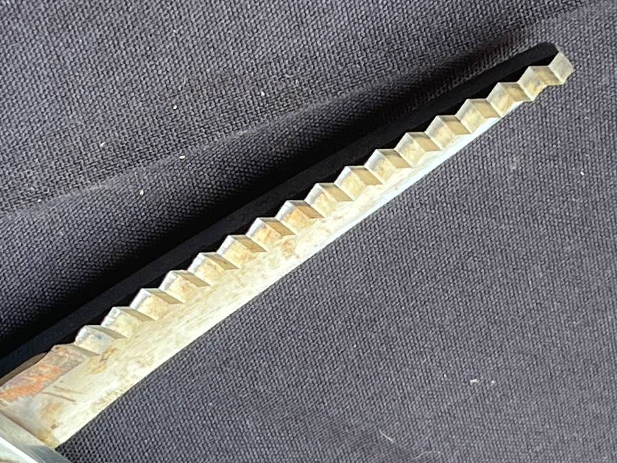 Zig Zag Scissors