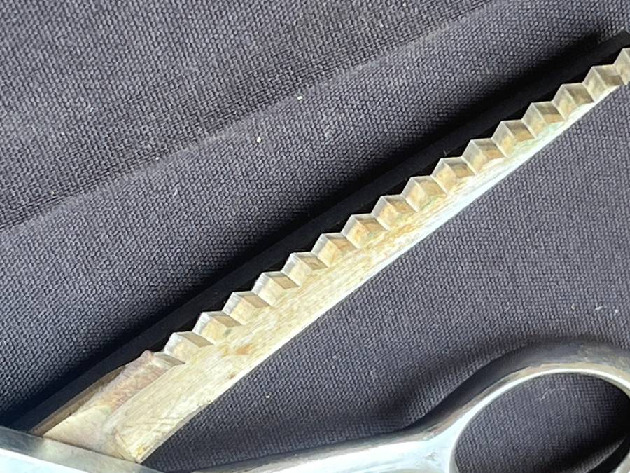 Zig Zag Scissors