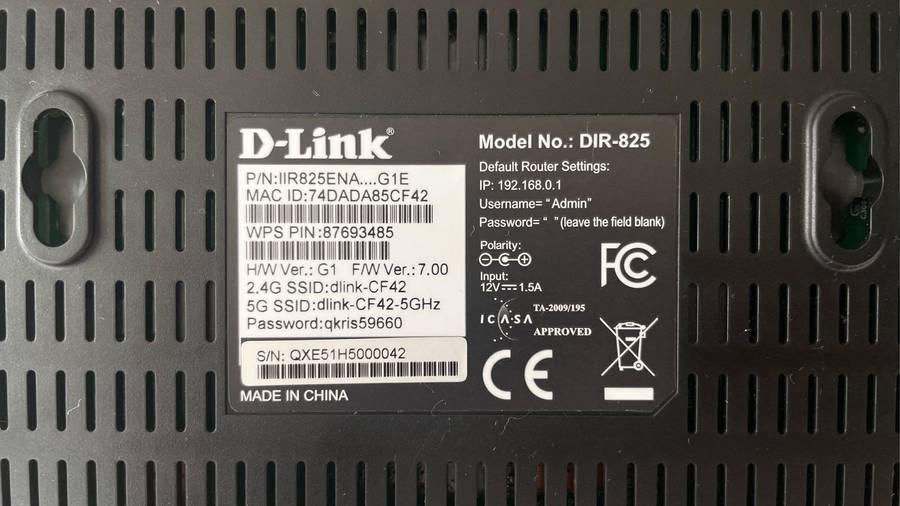 D-Link DIR-825 Wireless AC1200 WiFi Dual Band Gigabit Router ( NO POWER CABLE )