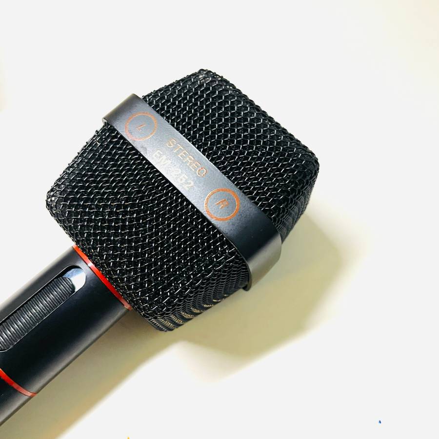 Sennhiser Wireless Professional Microphone equipment and wired Microphone.