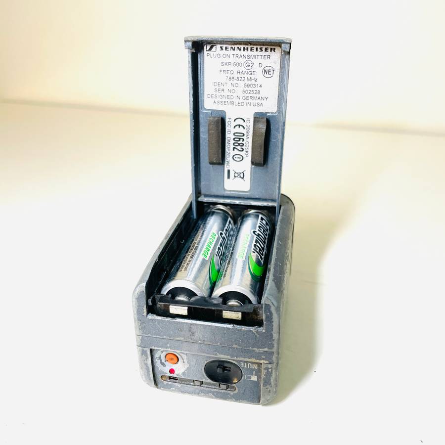 Sennhiser Wireless Professional Microphone equipment and wired Microphone.