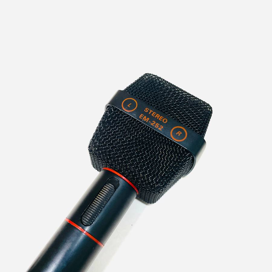 Sennhiser Wireless Professional Microphone equipment and wired Microphone.