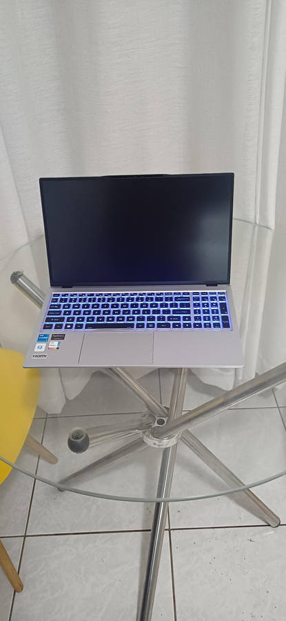 LesTech 12thGen 15.6 i5