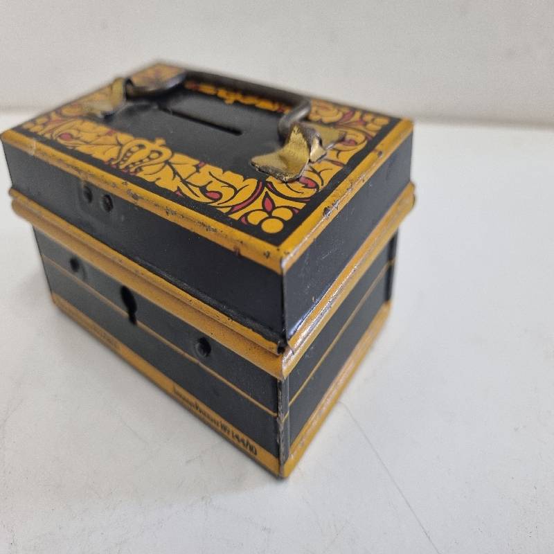 Small Vintage Money Box - No Key - Giraffe Trade Mark