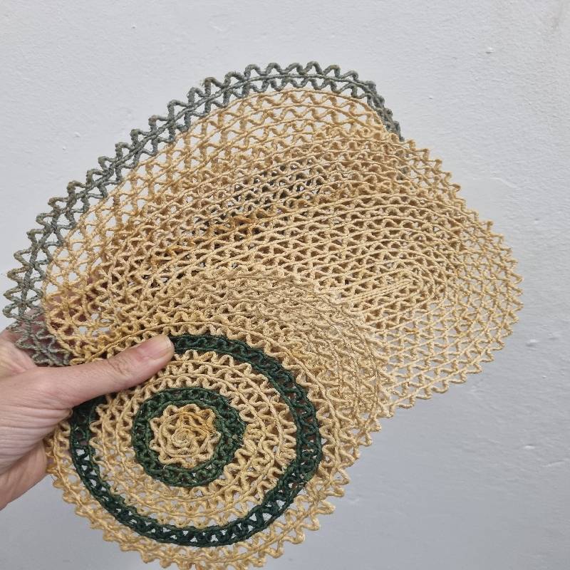 5 x Vintage Placemats / Pot holders