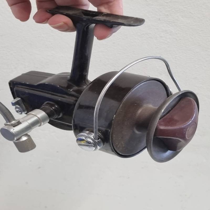 Vintage Daiwa No 7700 Coffee Grinder Fishing Reel