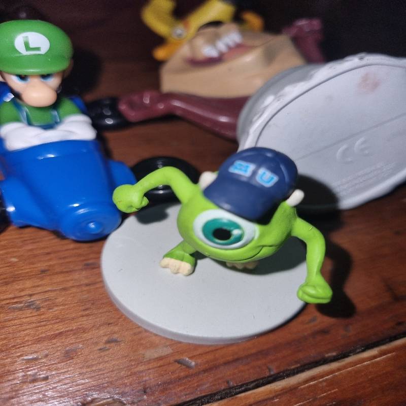 7 x MacDonald's Toys incl. Mario Brothers