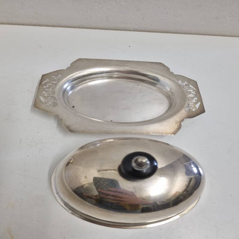 2 x EPNS Silver Plated Trays with lids