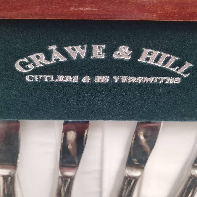 12 Piece Grawe & Hill Cutlery set in wooden box