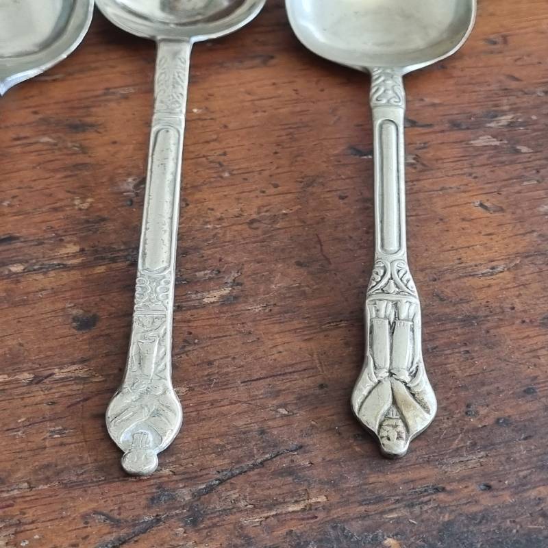 4 x Vintage EPNS Apostle Spoons