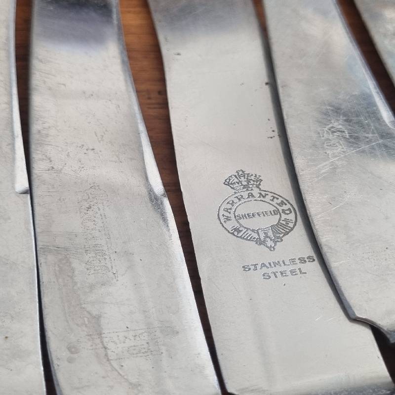 14 x Vintage Bone Handle Knives