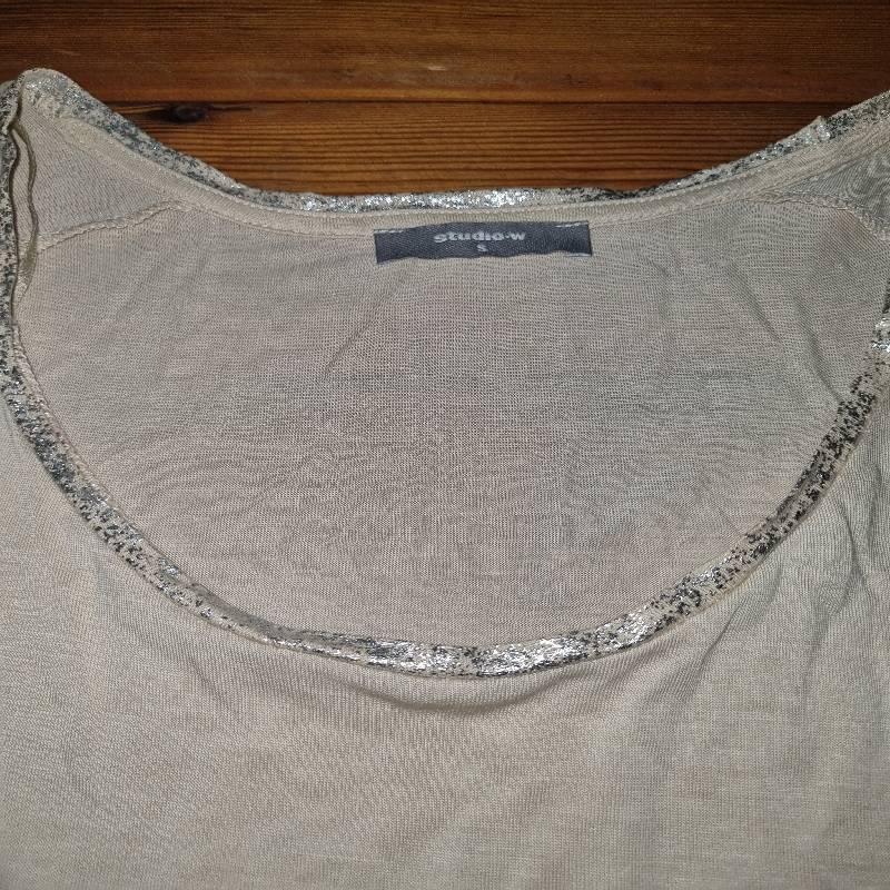 Studio-W T-shirt - Size S