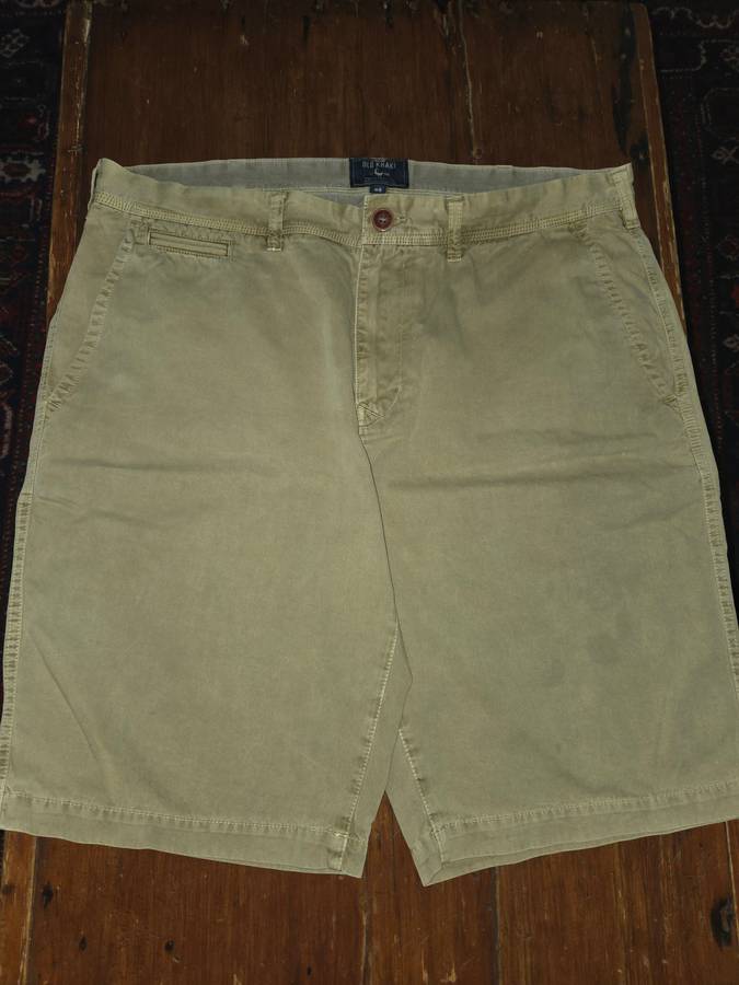 Old Khaki Shorts - Size 40