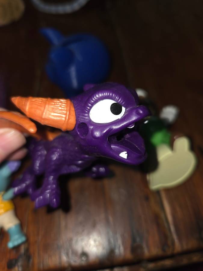 7 x Collectible Toys / Figurines incl. Troll, Mario Brothers, Piggy Bank, etc.