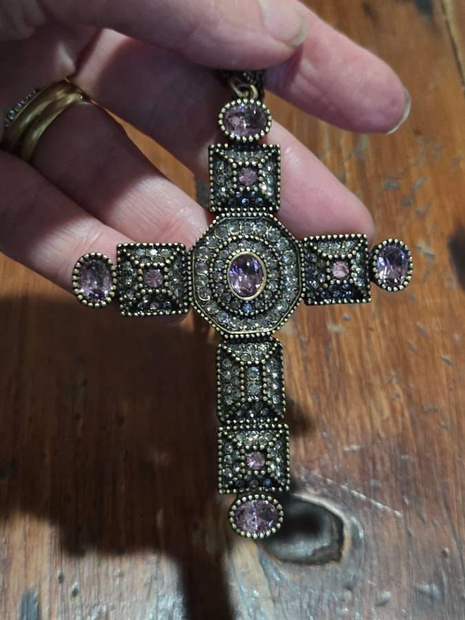 Necklace with Beautiful Cross Pendant