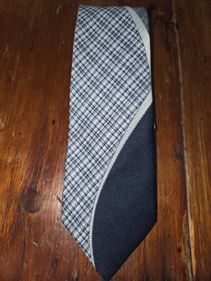 Vintage Tie