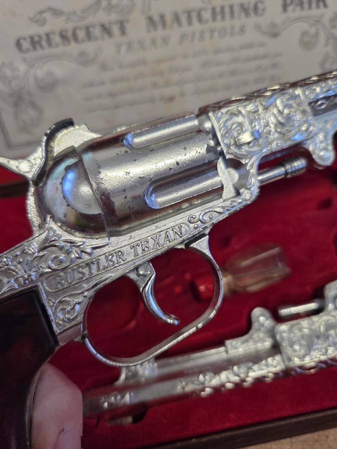 Vintage Crescent Matching Pair Texan Pistols - Cap Guns - Great find!!! In original packaging