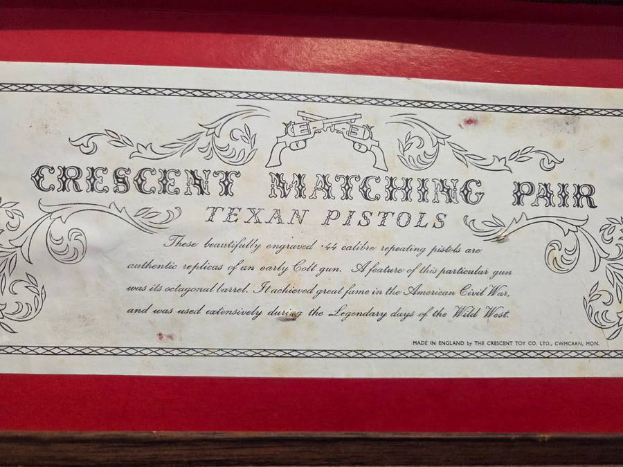 Vintage Crescent Matching Pair Texan Pistols - Cap Guns - Great find!!! In original packaging