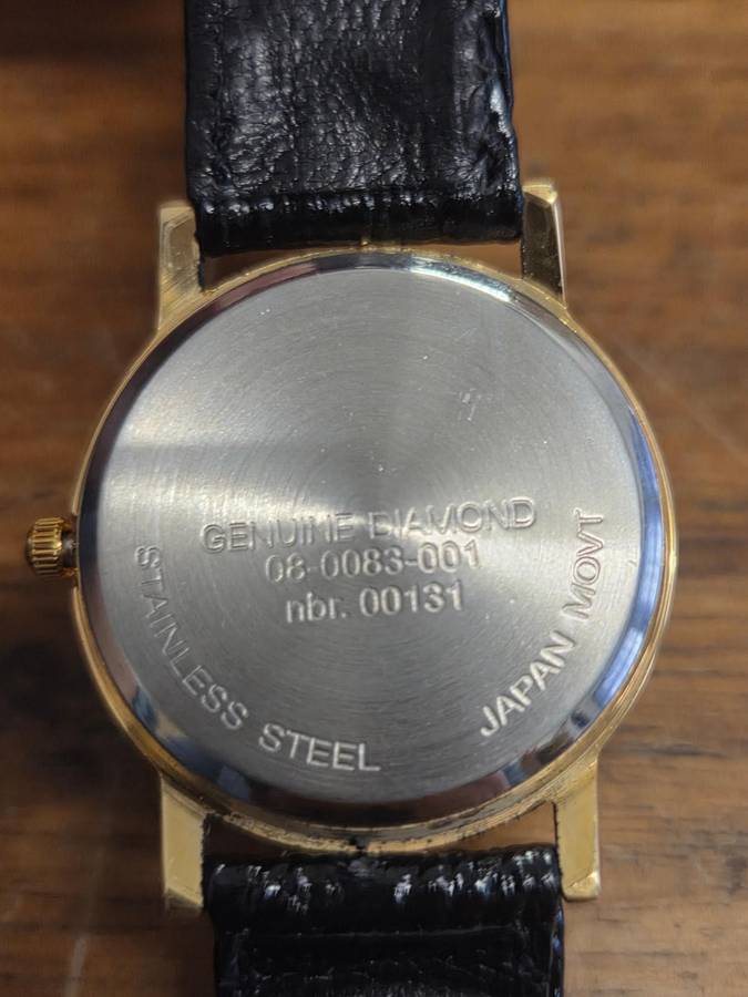 Gents Watch with Genuine Leather Strap and Genuine Diamond