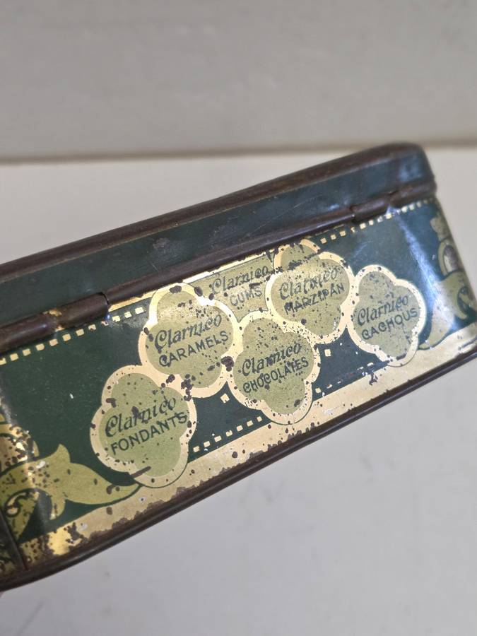 Vintage Clarnico Tin 1/2lb - 13cm x 9.5cm
