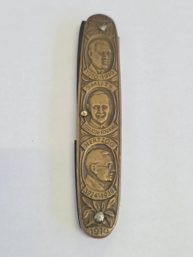 Vintage Officier Suisse - Victorinox Knife - Commemorative Union 1910 - 1960 Pocket knife