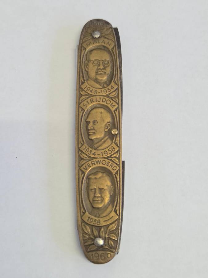 Vintage Officier Suisse - Victorinox Knife - Commemorative Union 1910 - 1960 Pocket knife