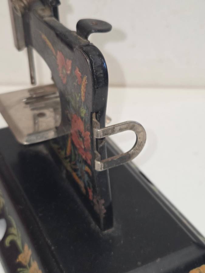 Antique Metal Casige Toy Sewing Machine - Made in Germany - Sold for parts or restoration