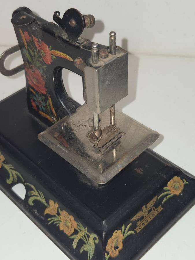 Antique Metal Casige Toy Sewing Machine - Made in Germany - Sold for parts or restoration