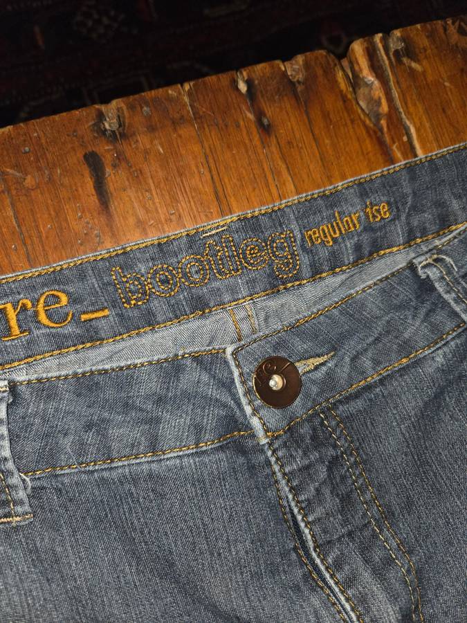 Woolworths Bootleg Jeans - Size 42