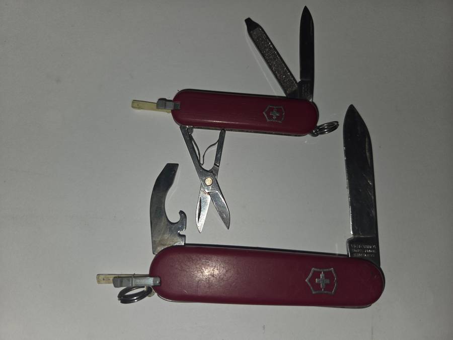 2 x Collectible Victorinox Swiss Made Pocket knives - Multi tool knives