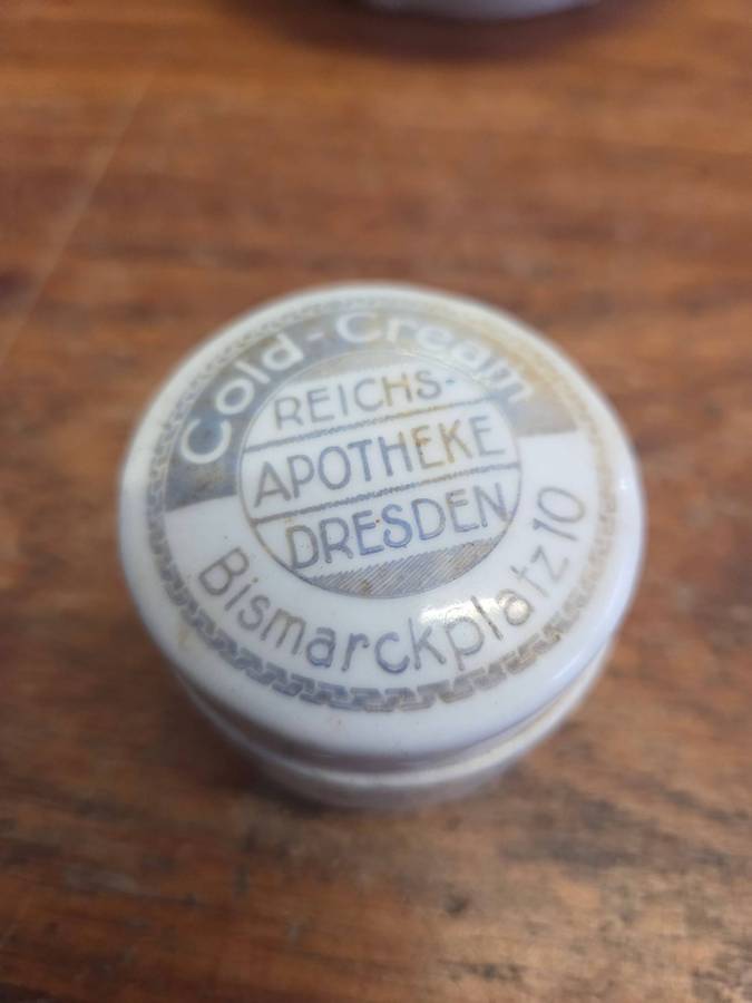 Antique Cold Cream Reichs Apotheke Dresden Bismarckplatz 10 Ceramic Container