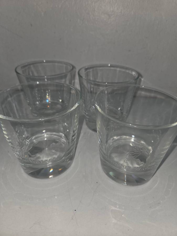 4 x Johnnie Walker Whiskey glasses