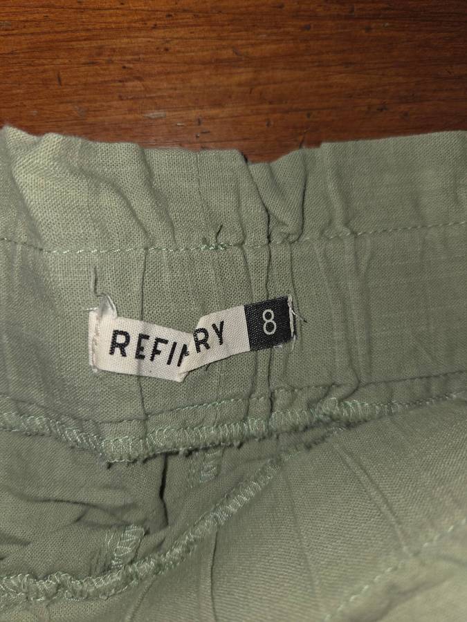 Refinery shorts - Size 8
