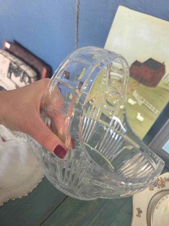 Beautiful Large heavy cut glass basket