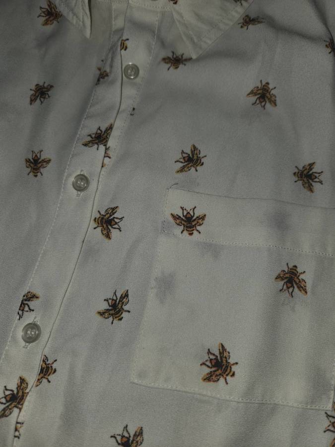 Rachel Roy Shirt with bee detail - Size XL