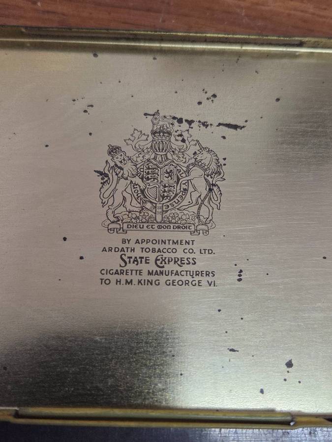 State Express Cigarette Tin - London