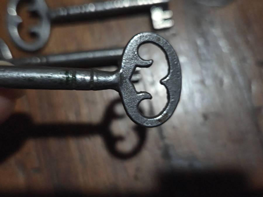 3 x Vintage Keys 5.5cm