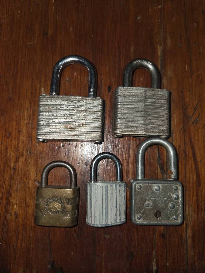 5 x Vintage Locks - No Keys