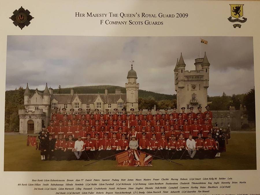 Large 2009 Photo of The Queen's Royal Scots Guards