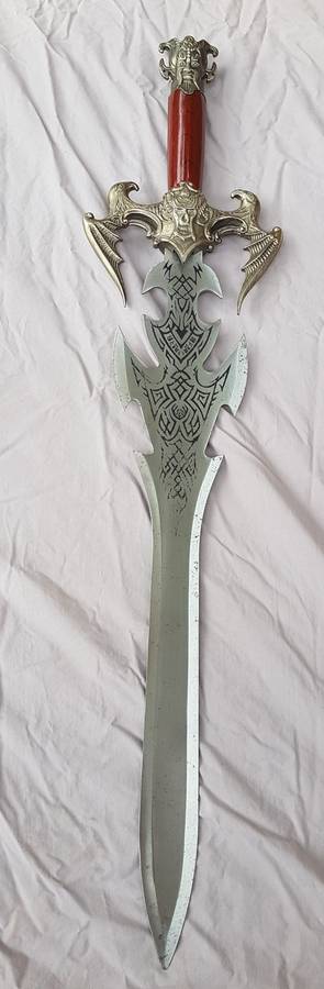 Lot of Fantasy Swords (Longest 69 cm)