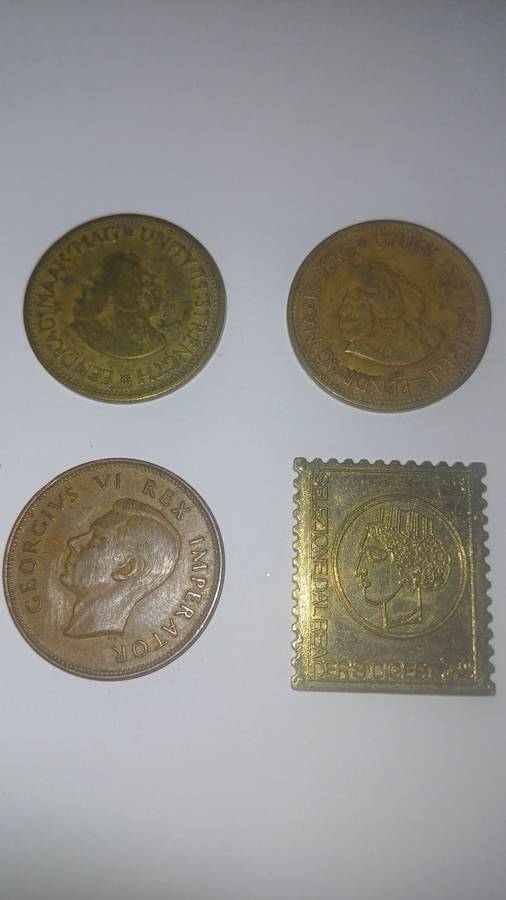 Sterling Silver 1894 Queen Victoria Royal Family Medallion Pendant (Very Rare) And other items