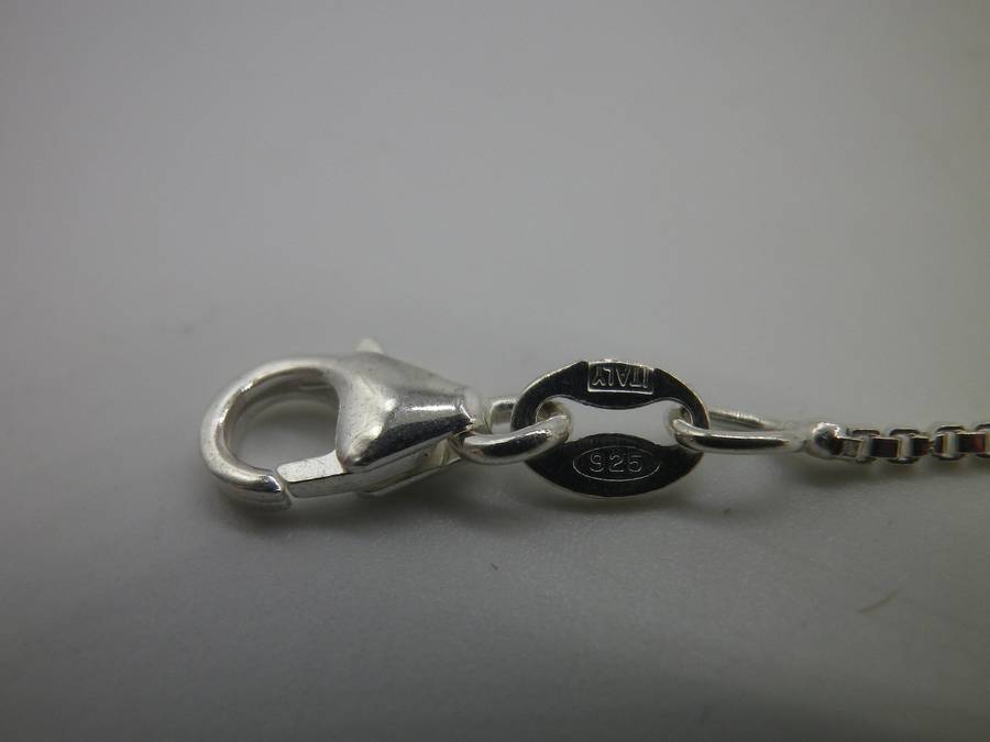 EGYPTIAN STERLING SILVER SCARAB BEETLE VINTAGE NECKLACE. STUNNING!!