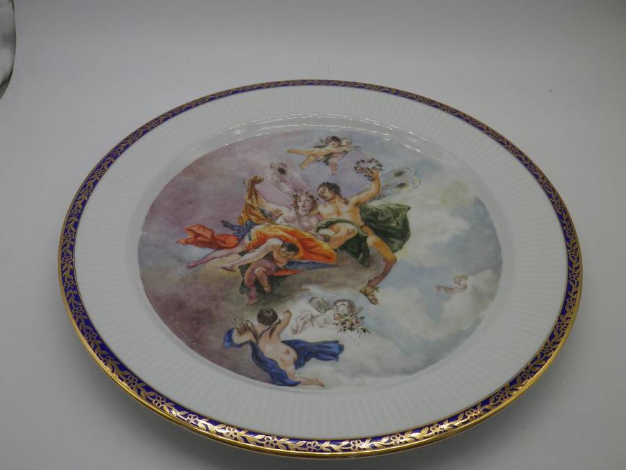 Beautiful Hand painted Display plate. Myth of 'Zeffiro & Flora' by Tiepolo. Chodziez Poland 24cm