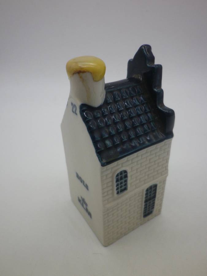 KLM Bols Delft Miniature house. no 22. Sealed with contents