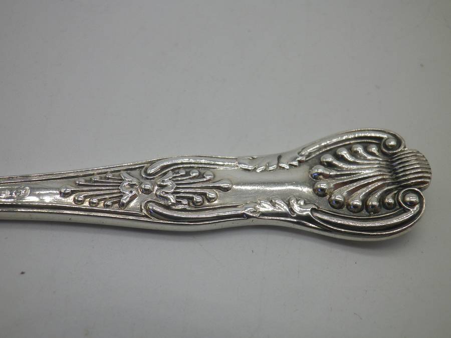 Hallmarked Silver Kings Pattern teaspoon. London, 1891 Josiah Williams & Co 24g