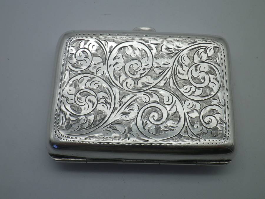 Sterling Silver Cigarette Case Birmingham 1917 or 1942 Joseph Gloster Ltd 74.5 9.5x6x1.5