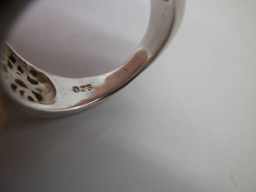 Vintage Sterling Silver ring. Size O 1/2.  5.34 grams